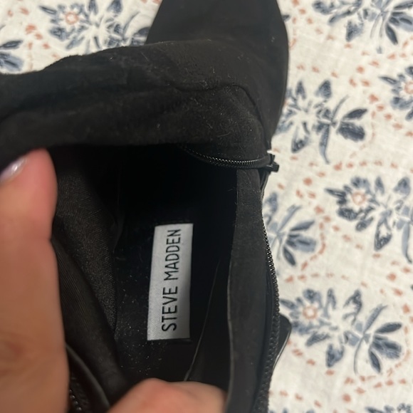 Steve Madden thigh high boots size 8, like new - Picture 2 of 3